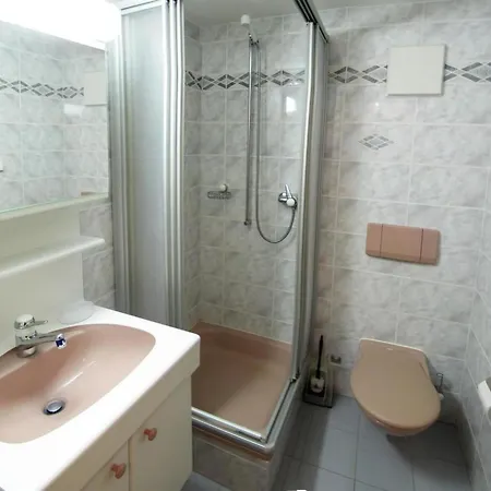 Flamingo Appartement-fewo- Dusche Und Bad- Wc- 4 Oder Mehr Schlafraeume By Interhome * Saas-Fee
